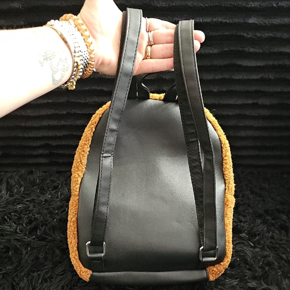 Gizmo Mini Backpack - Picture 2 of 5